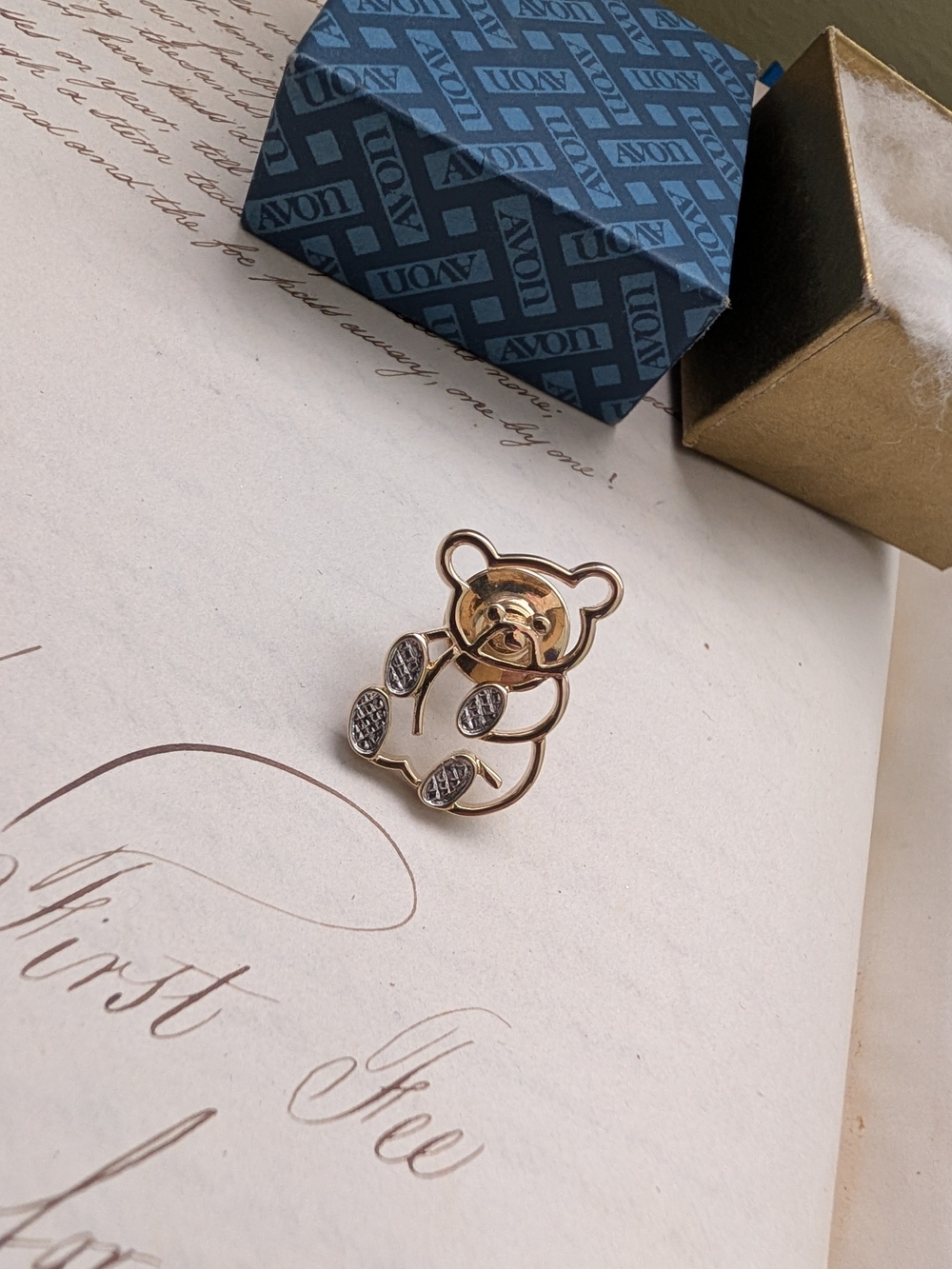 Avon Gold-Tone Teddy Bear Brooch with Clear Accents - Goldtone